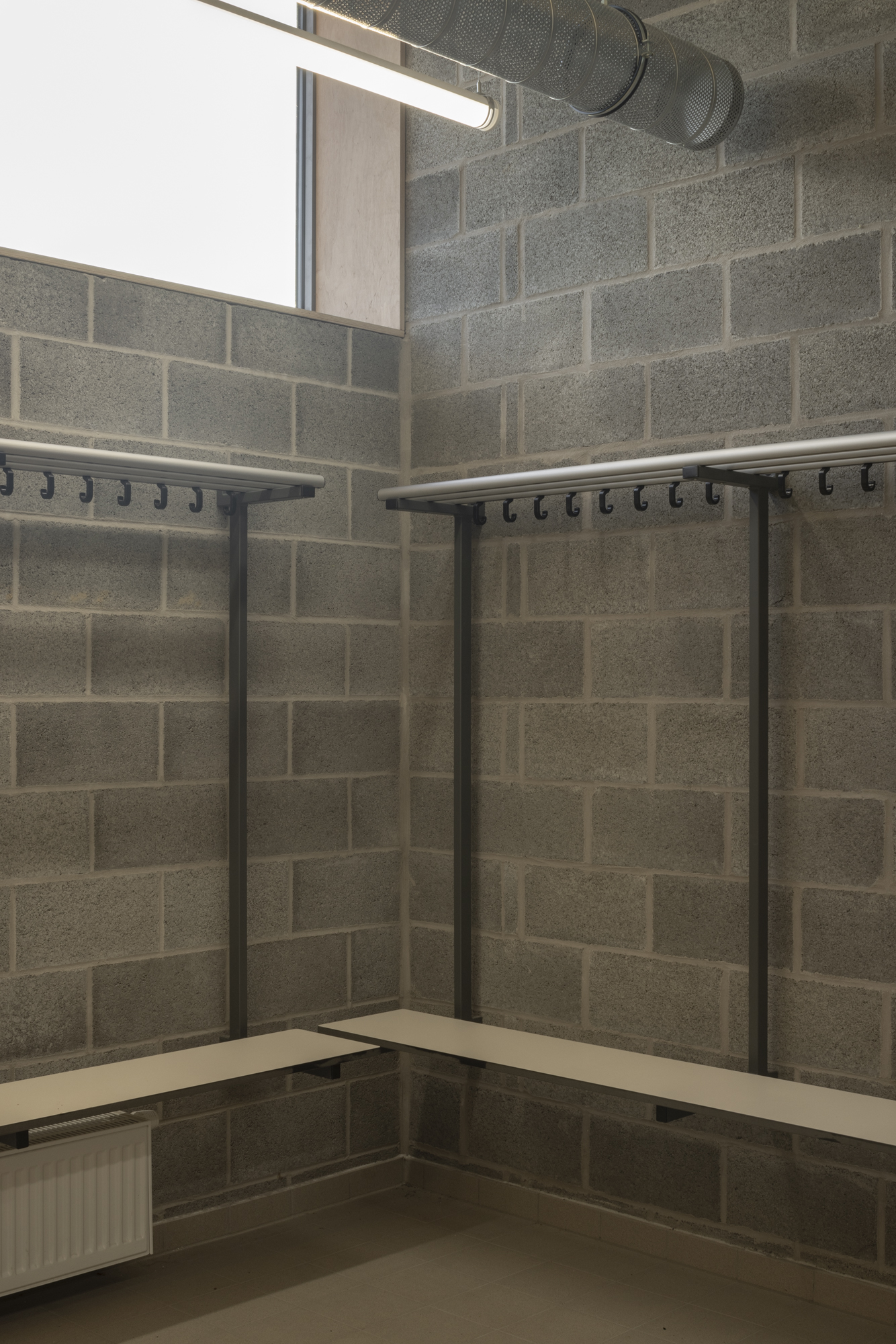 Intérieur complexe sportif vestiaires